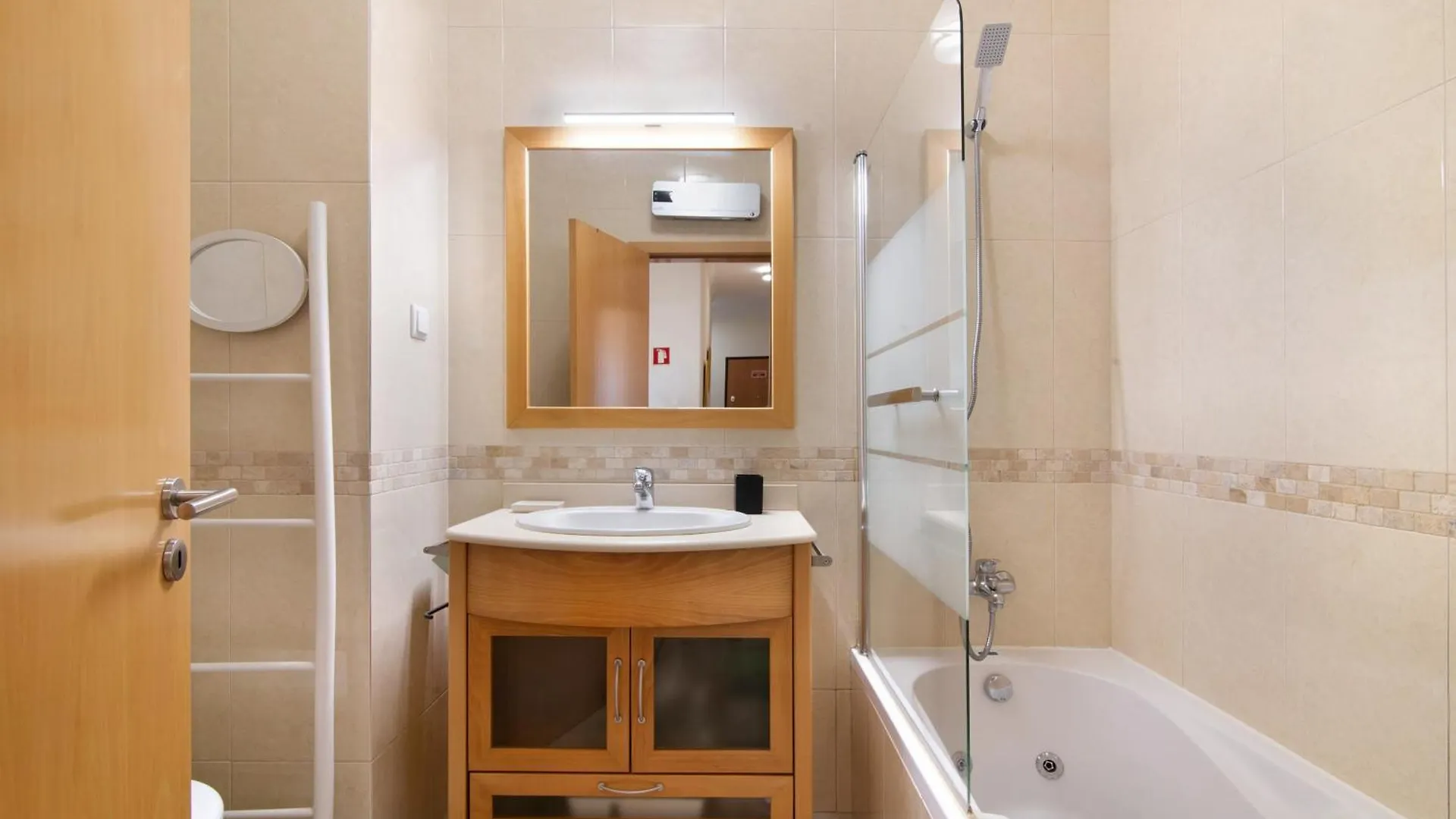 Apartment Apartamento Da Ourada Marina Luz Albufeira